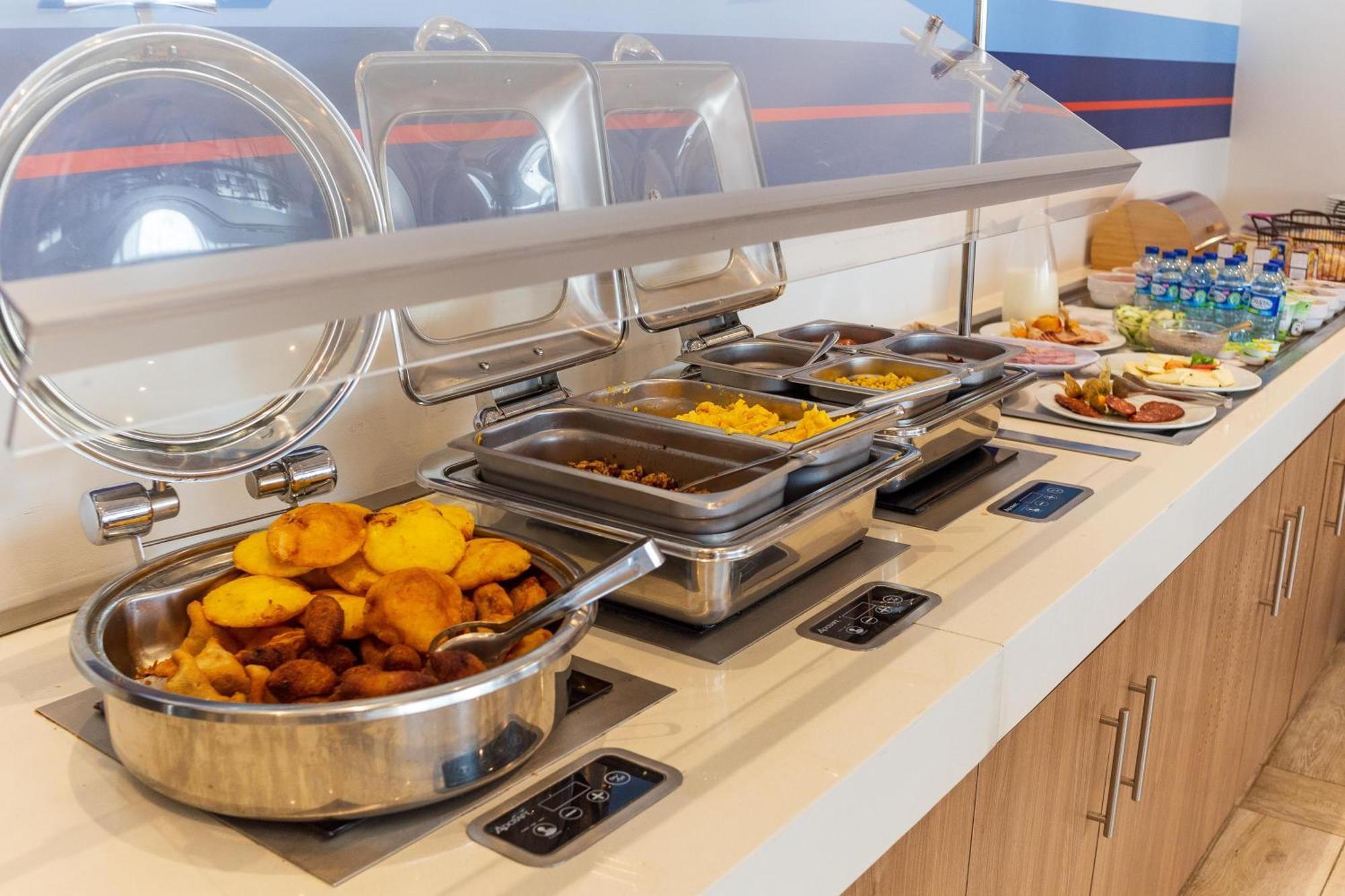 Holiday Inn Express Cartagena Manga By Ihg Buitenkant foto